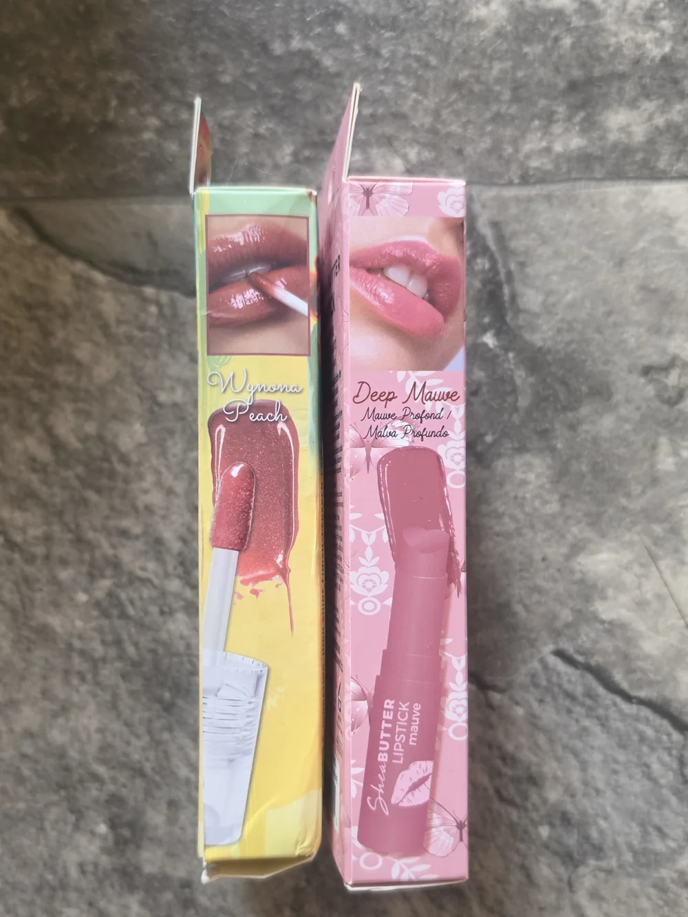 L.A. Colors colors lipliners